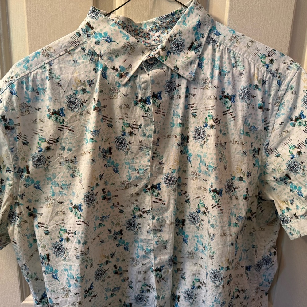 Robert Graham short sleeve white blue black button-down size L